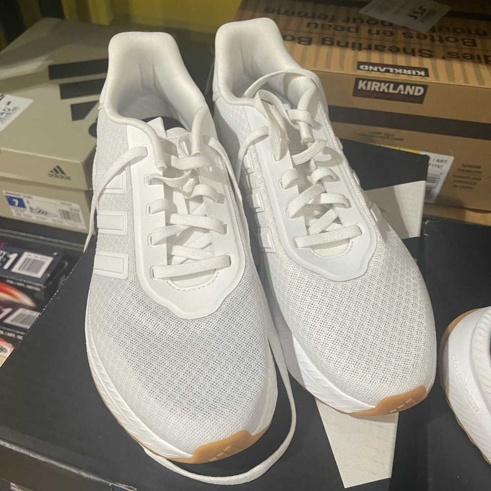 Adidas Men's White and Tan Athletic Shoes (PLR PATH)